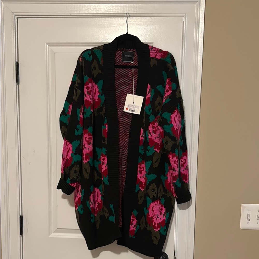 Tailor Made Floral Knit Women's Sweater
